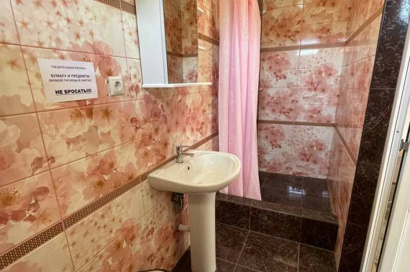 3-х местный номер со всеми удобствами без балкона