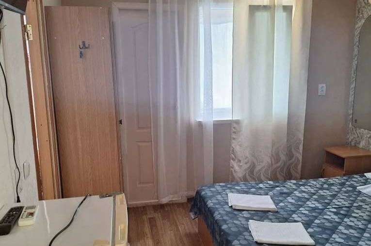 Трехместный номер с балконом