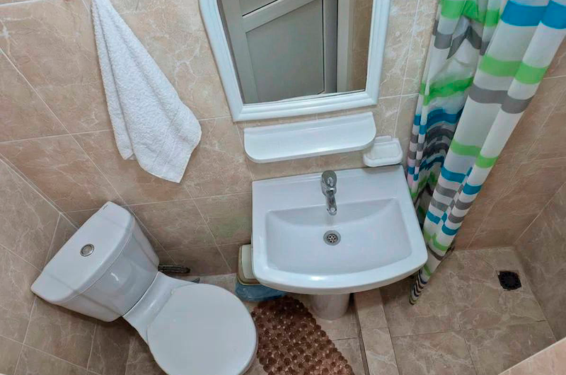 Стандартный четырехместный номер с удобствами