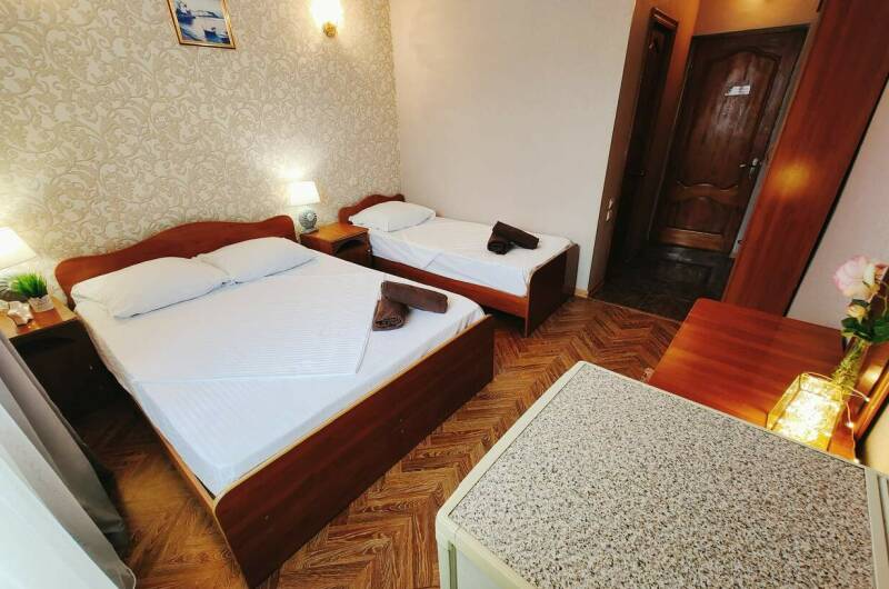 Однокомнатный трёхместный с балконом