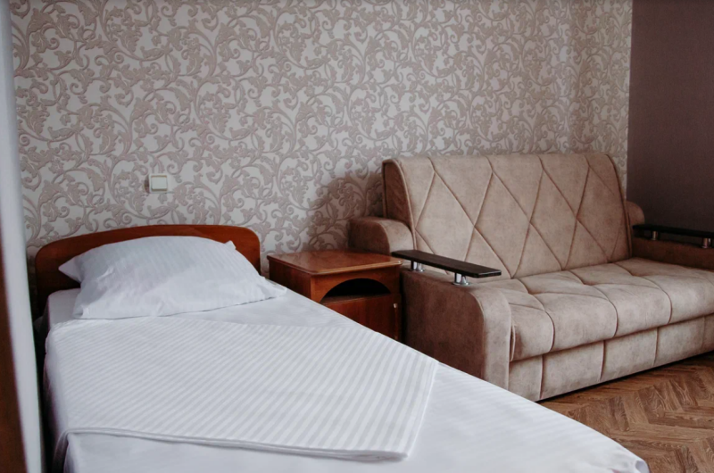 Однокомнатный четырёхместный с балконом