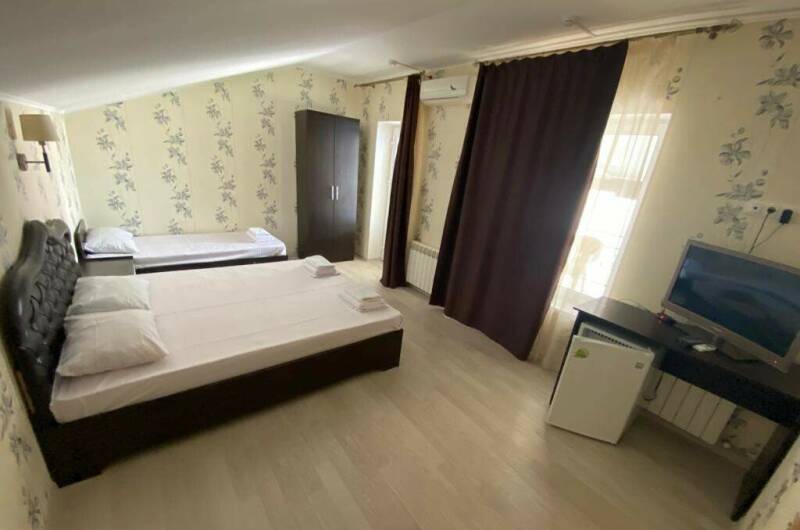 Трехместный «Стандарт» с балконом