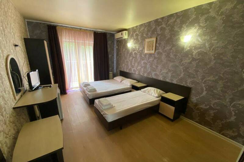 Трехместный «Стандарт» с балконом