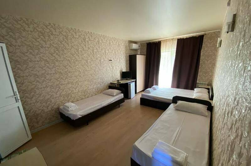 Четырёхместный «Стандарт» с балконом