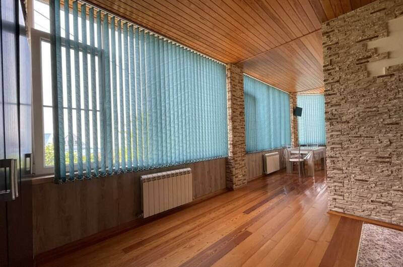 Трёх-четырехместная студия «Люкс» с видом на море