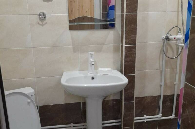 «Семейный» с отдельной верандой и кухней 4 места