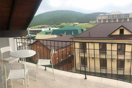 Двухместный «Полулюкс» с лоджией 1