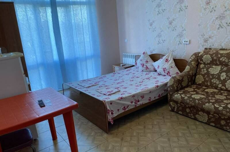 Двухкомнатный «Люкс» с Двумя Спальнями до 8 Мест