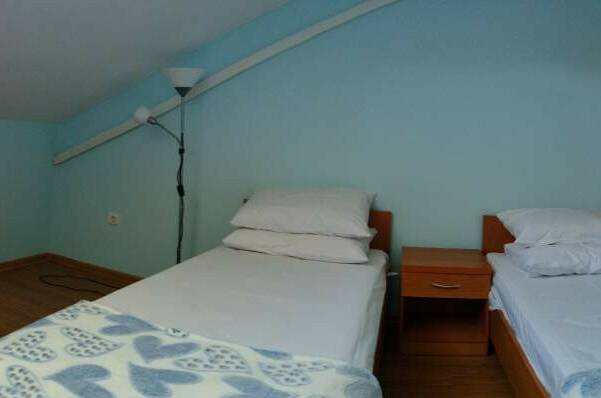 Двухкомнатное помещение без балкона