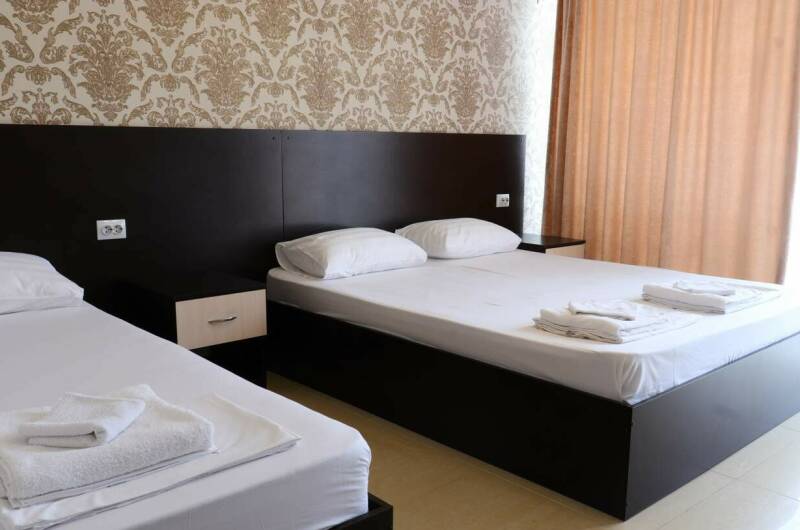 Семейный с балконом