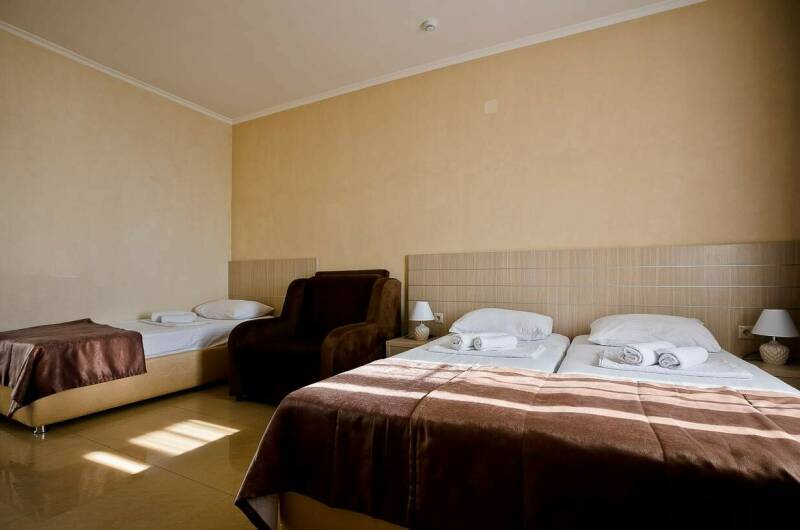 Трехместный номер с видом на море