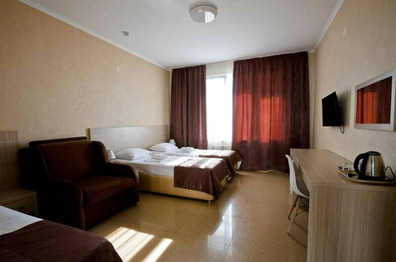 Трехместный номер с видом на море