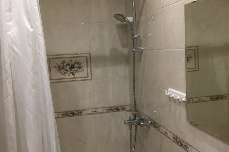 № 4 Номер-студия четырёхместный