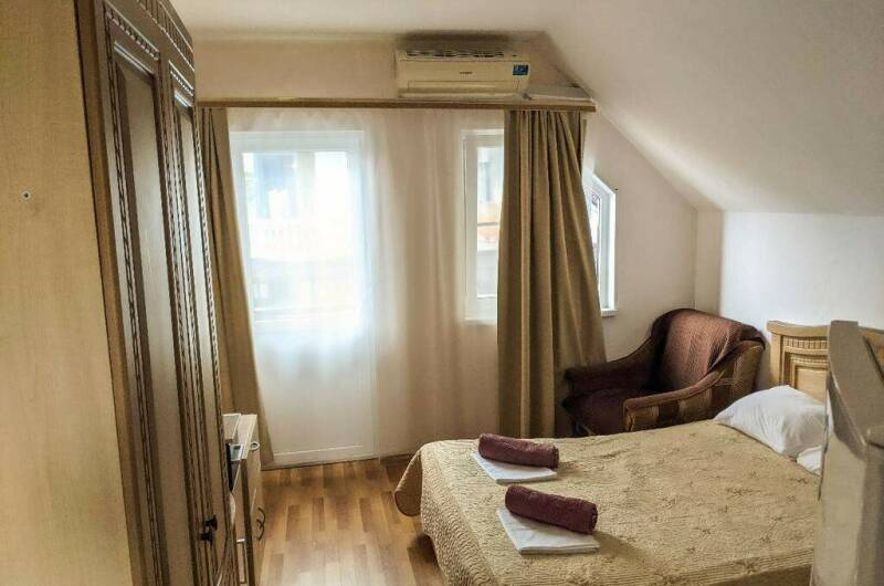 Трехместная «Студия»