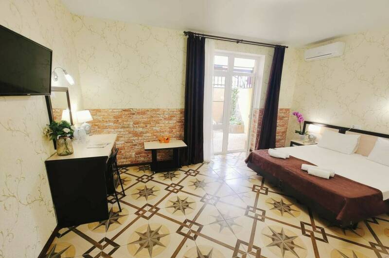 2х-местный Полулюкс с двориком (корпус Наутилус)