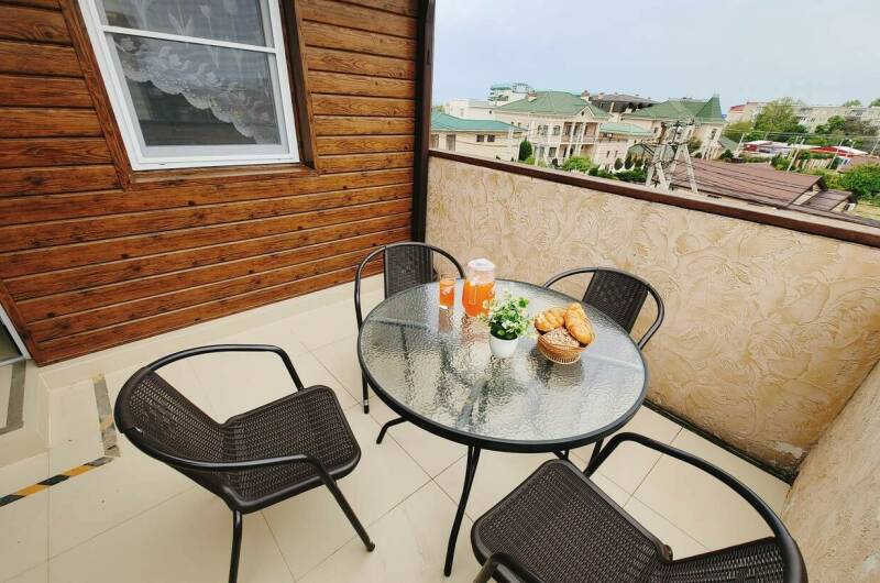 Апартаменты 2-х комнатные с кухней и террасой