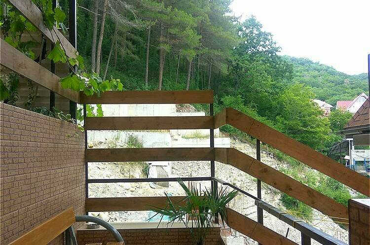 Четырехместный двухкомнатный в летнем домике