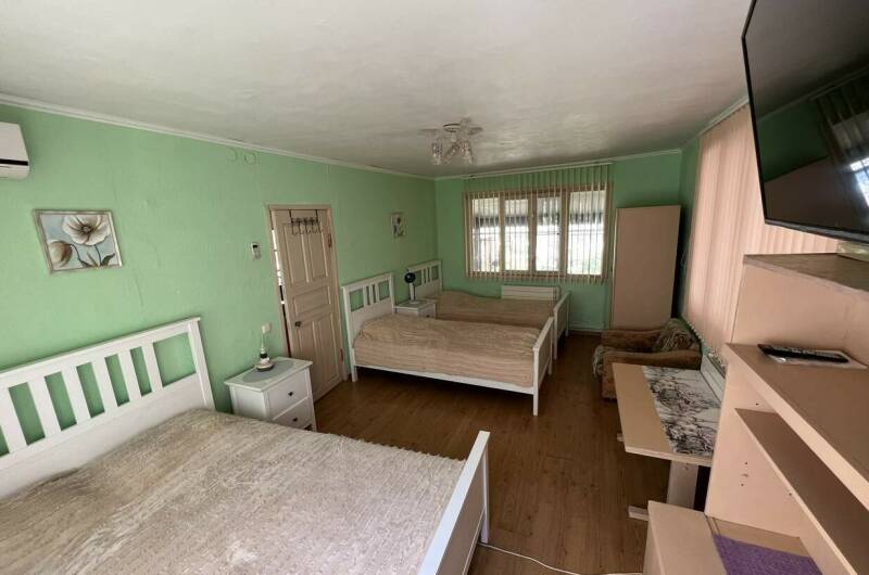 Четырхместный номер с балконом