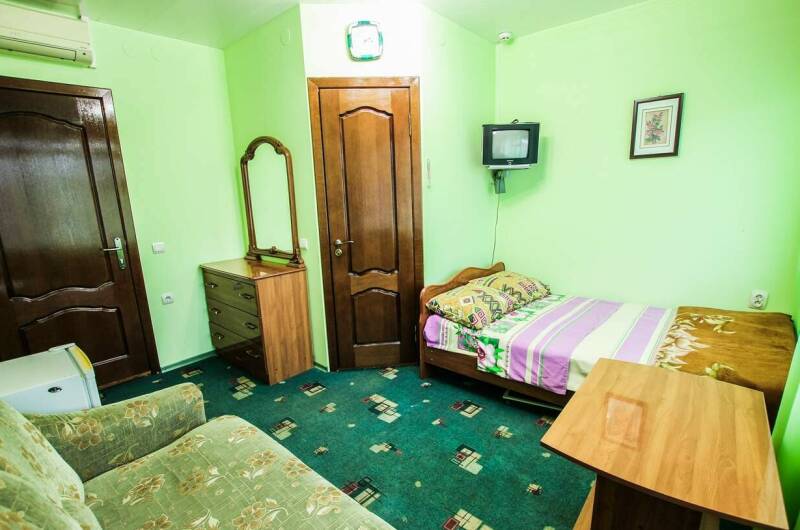 Трёхместный № 7