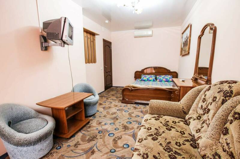 Четырёхместный номер (№ 10)