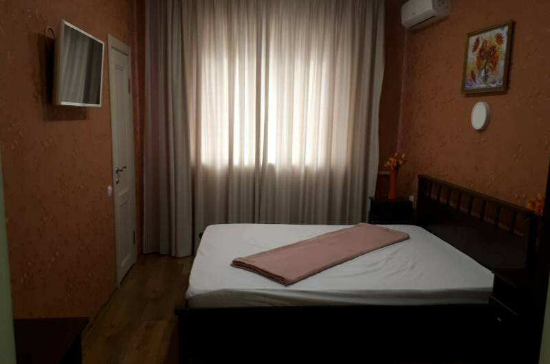 Терракотовая комната