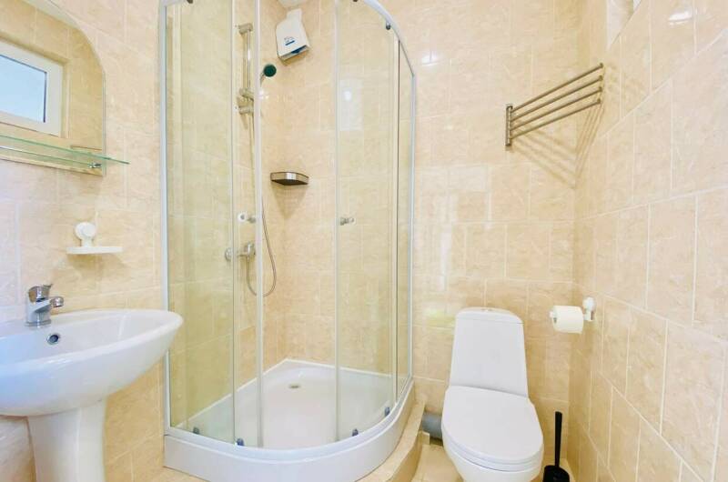 Двухкомнатный с двумя санузлами