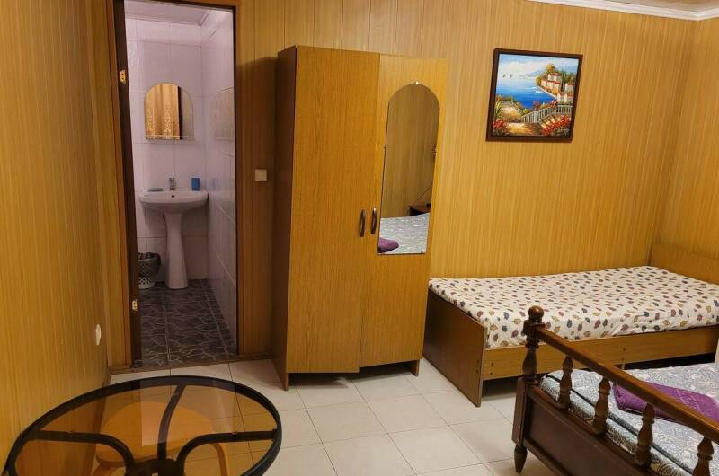 Трехместный с удобствами