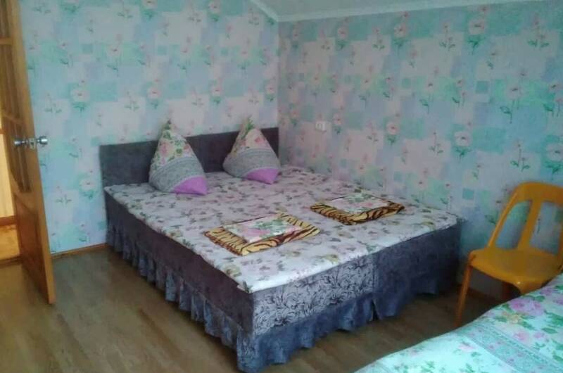 Четырехместный с диваном