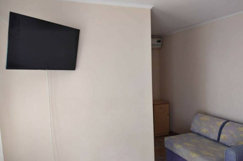 Первый этаж отдельного домика все удобства