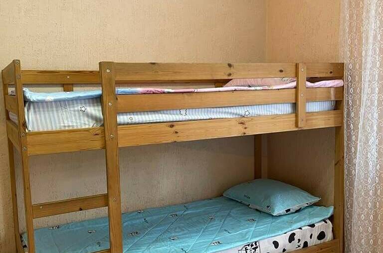 Номер 10- 3-х местный номер с удобствами+д.место