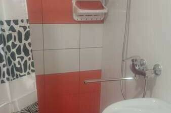 Номер 6 — 4-х местный номер «Люкс» с кухней