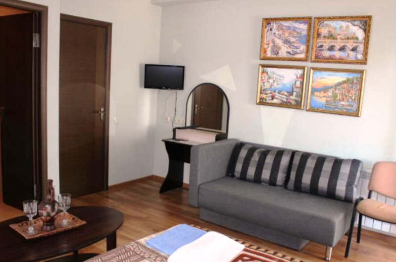 2-х комнатный семейный номер