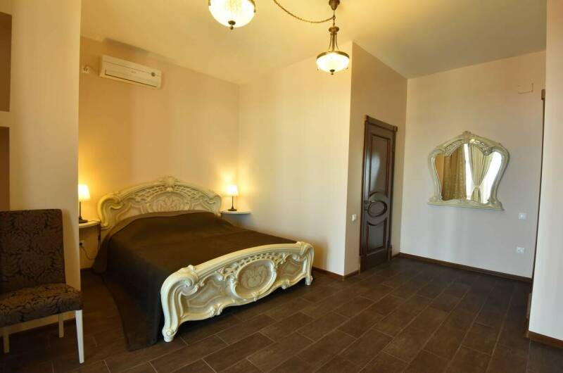 «Делюкс» двухкомнатный № 7