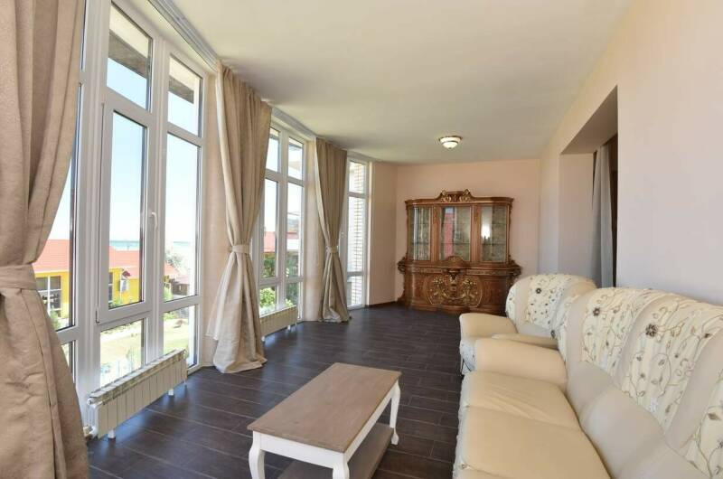 «Делюкс» двухкомнатный № 7