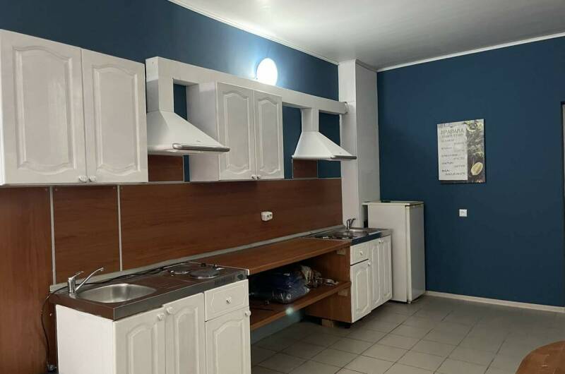 Трехместный номер с общей кухней на 2 номера