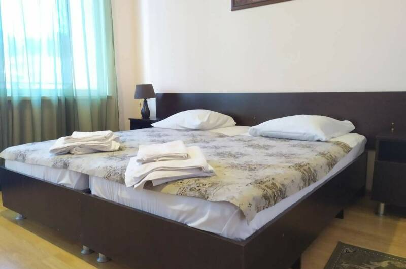 Двухместный номер с балконом (кровати раздельные)