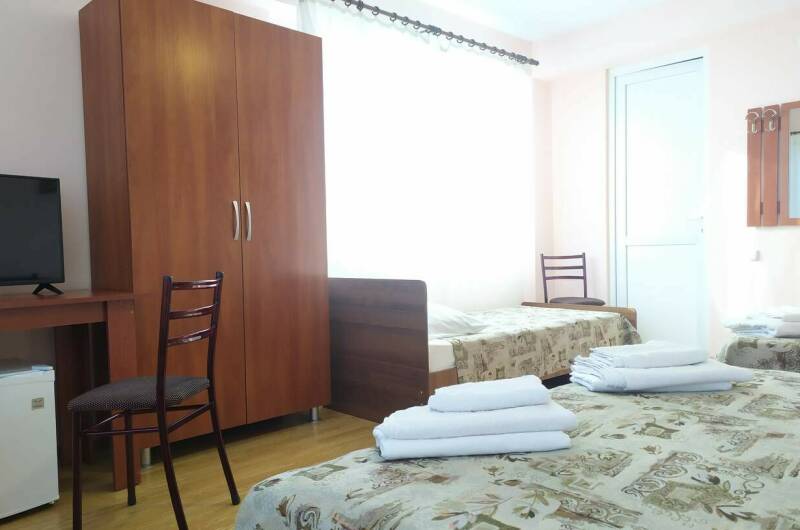 Четырехместный номер с балконом