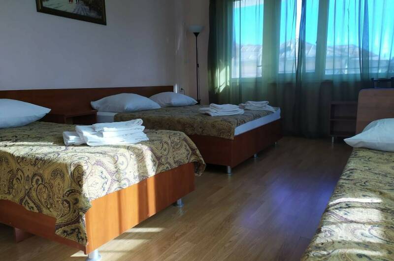 Четырехместный номер с балконом