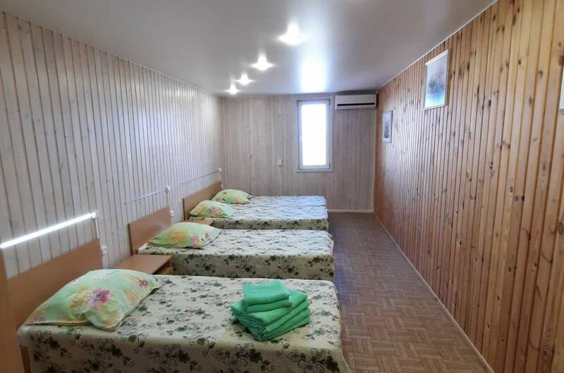 «Эконом» на 3 этаже с общей кухней и санузлом