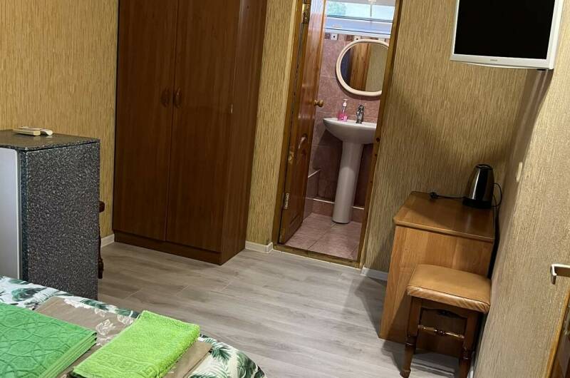 Двухместный номер эконом 2 этаж