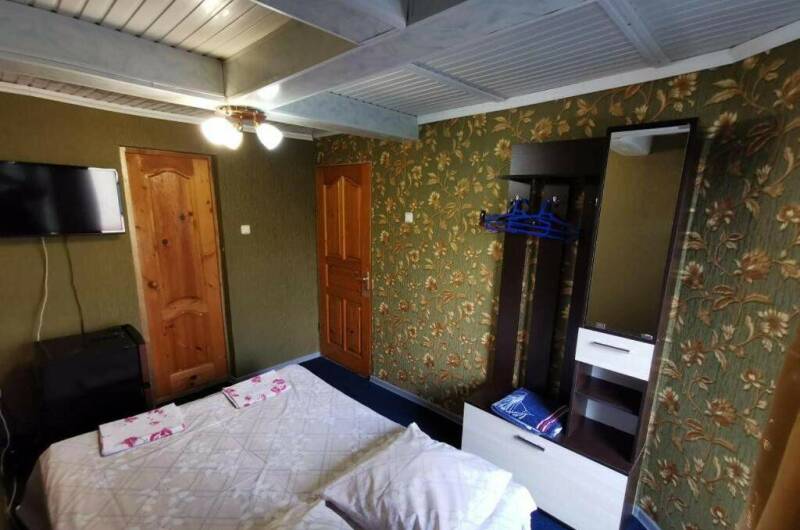 Двухместный номер эконом 2 этаж