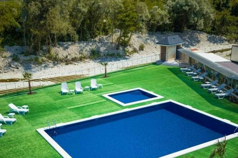 2-х местный «Стандарт» с видом на горы и бассейн