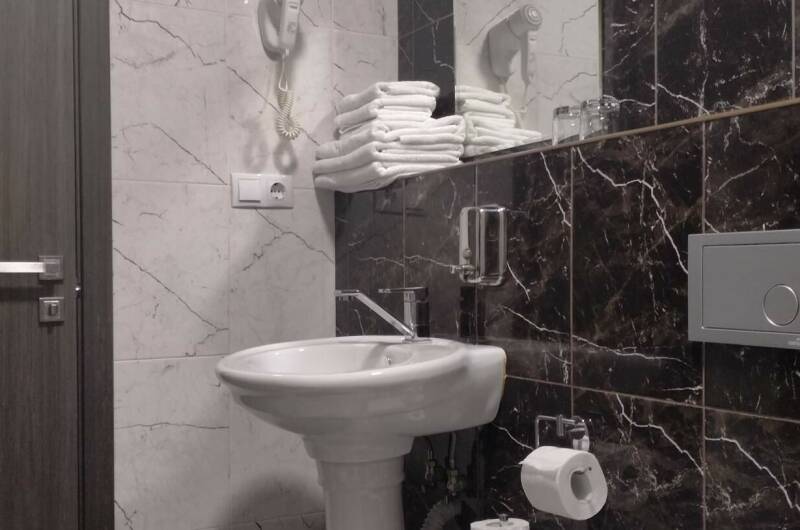 Двухкомнатный семейный номер с балконом