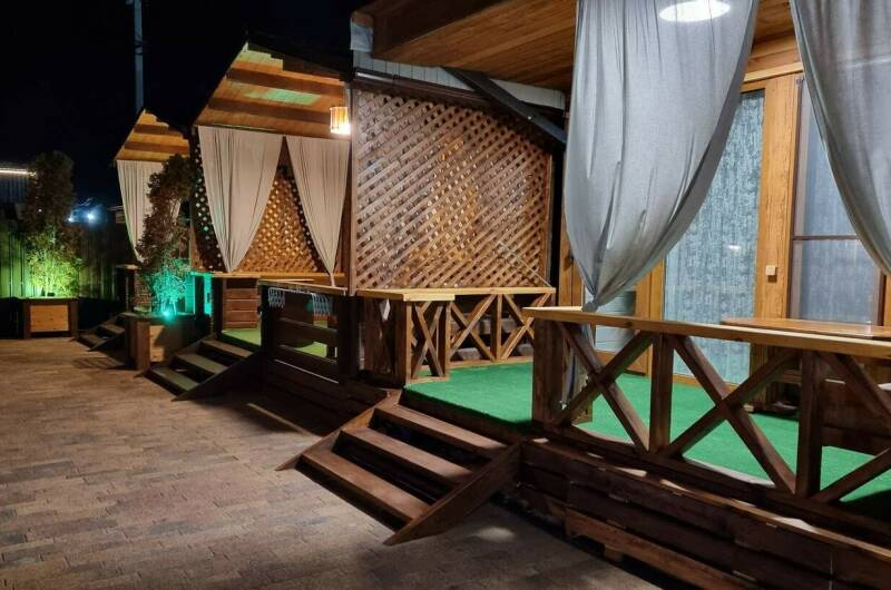 № 1 Домик с видом на двор