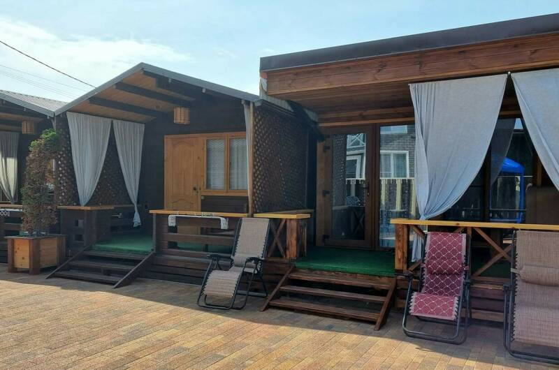 № 1 Домик с видом на двор