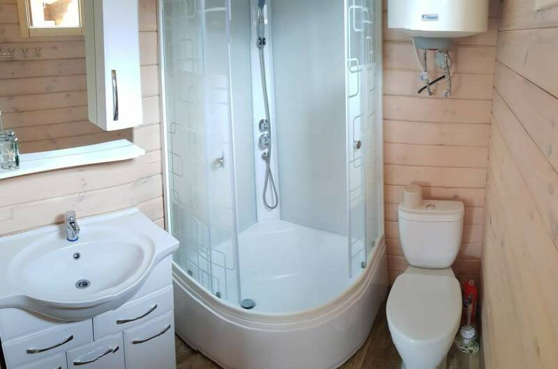 № 2 Домик с видом на двор