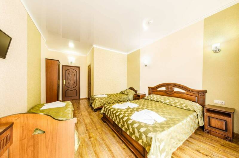 4-местный с балконом