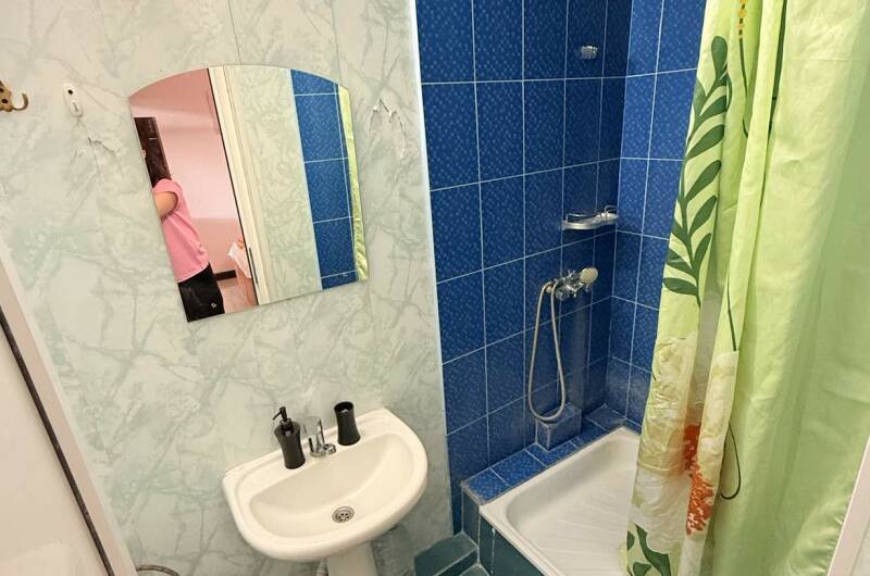 Трехместный