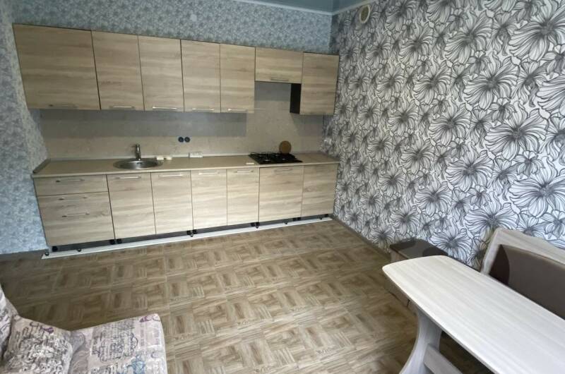 Однокомнатный с кухней на 2 этаже