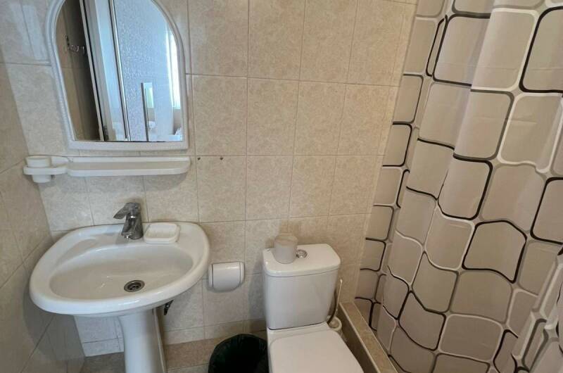 Трехместный номер с балконом